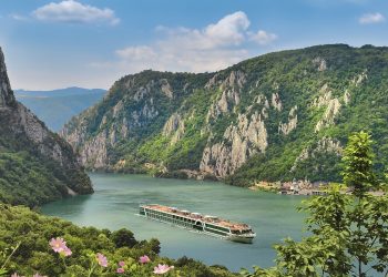 Turizmde yükselen trend: Nehirde yapılan cruise turları