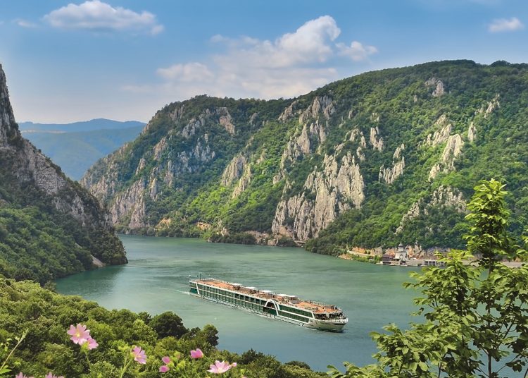 Turizmde yükselen trend: Nehirde yapılan cruise turları