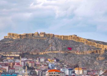 Bakan Ersoy’dan Doğu Karadeniz’e Kültür Turizmi Müjdesi