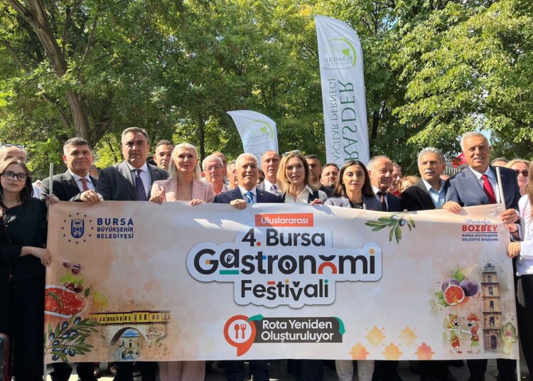 Bursa’da 3 Gün Sürecek Lezzet Şöleni Başladı