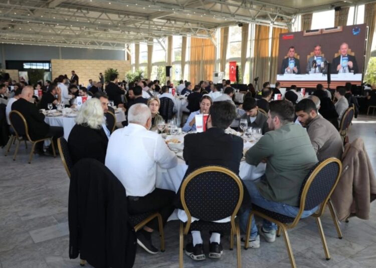 TÜRSAB Başkanı Bağlıkaya, İstanbul’daki Seyahat Acentalarıyla Buluştu